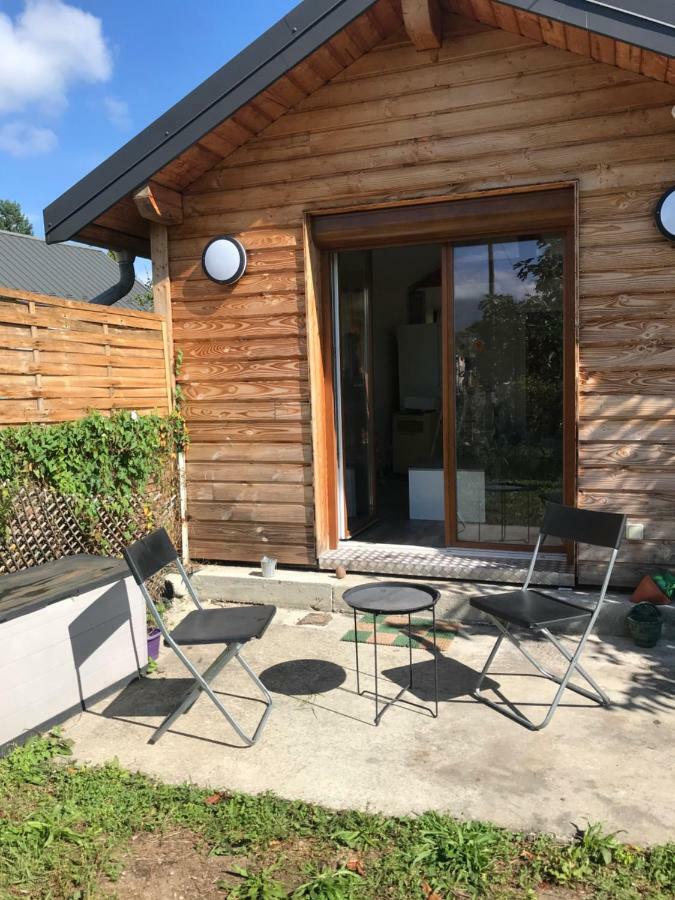 Ferienwohnung Joli Studio Au Calme Bassens  Exterior foto